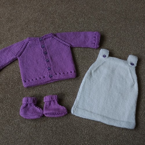 Hand knitted newborn baby - newborn,