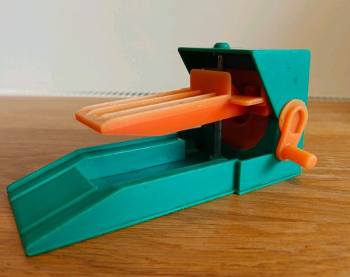Vintage fisher price - price, garage