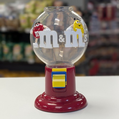 Red candy bubble gum - m&ms,