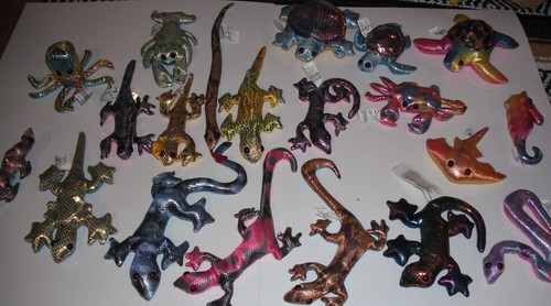 Assorted colours sand animals - colours,