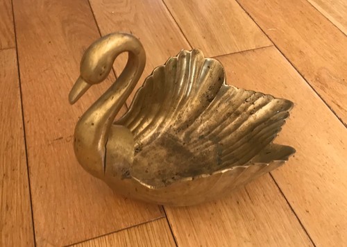 Vintage brass swan shell - brass,