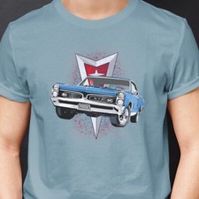 Classic car shirt featuring