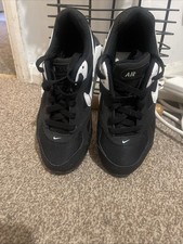 Nike Air Max Ivo Junior Boys Trainers