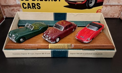 Corgi 97702 the jaguar - corgi,