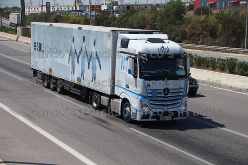 Truck photo mercedes benz - truck,