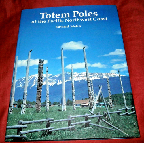 Totem poles pacific - of,