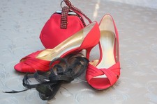 Ladies wedding shoes size 6