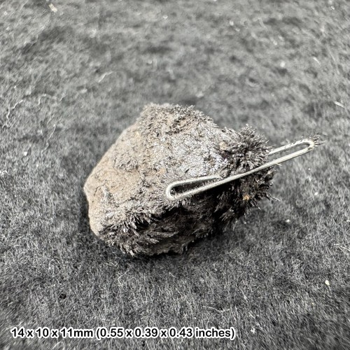 Lodestone natural mineral - lodestone,