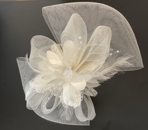 Ladies fascinator headwear - fascinator,