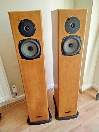 Rega ela 2000 mk3 speakers - 2000,