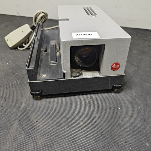 Leitz pradovit color slide - leitz,