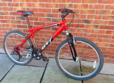 Medium Men's Red Aluminium GT Aggressor Front Suspension Mountain Bike