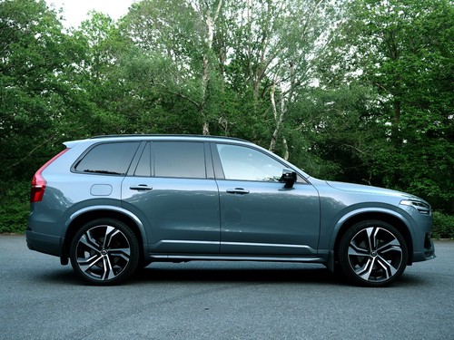 2022 model volvo - model, b5