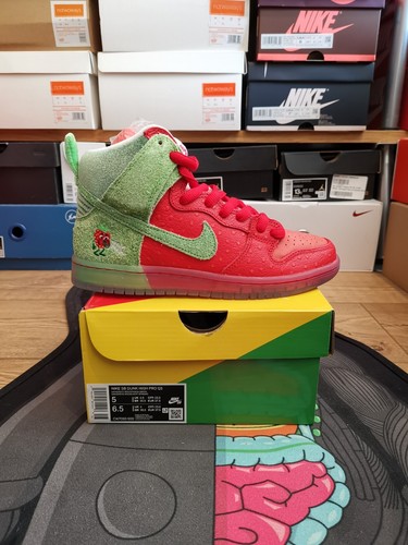 Nike sb dunk high - 4.5,