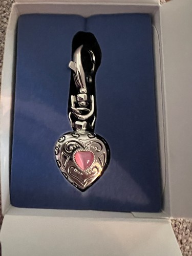 New avon pocket keychain - 3",