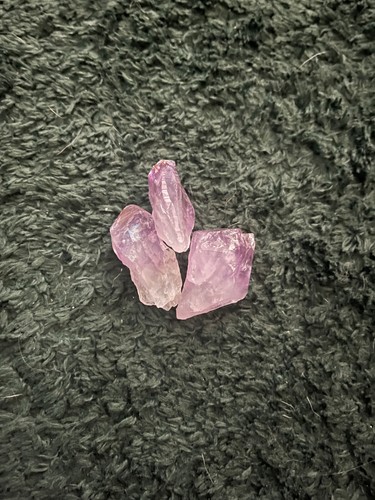 Amethyst rough crystal - x3,