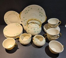 22 PIECE IRISH BELLEEK