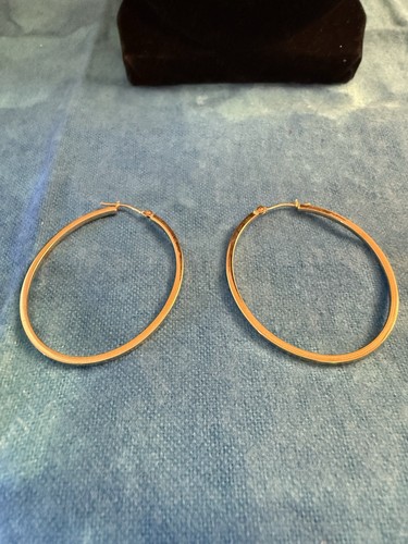Vintage gold color oval hoop - gold,