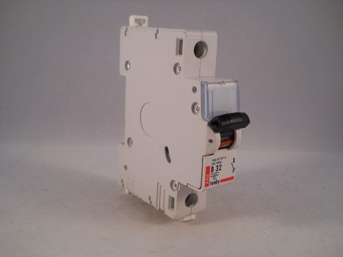 Tenby mcb amp type 32a - tenby, b
