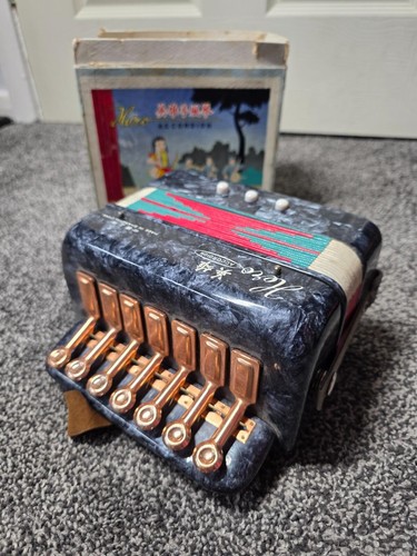 Vintage hero accordion made - vintage,