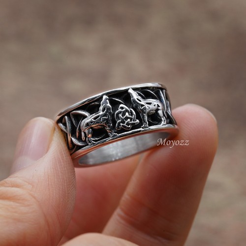 Men nordic viking - rune, fenrir