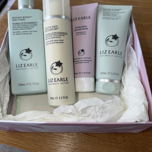 Liz earle gift set face - gift,