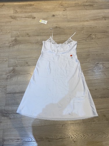 Michael satin white - st,