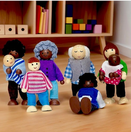 Dolls house family mixed - dolls,