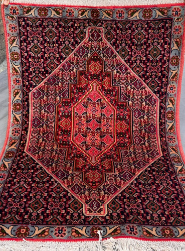 Stunning vintage oriental - stunning,