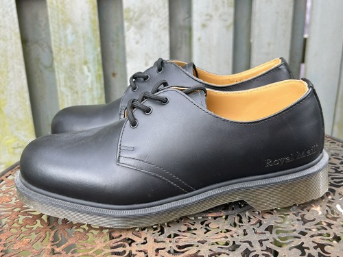 2014 royal mail doc martens - dr,