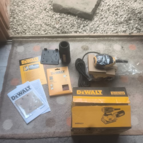 Dewalt dwe6411 230w 110v palm - 230w,