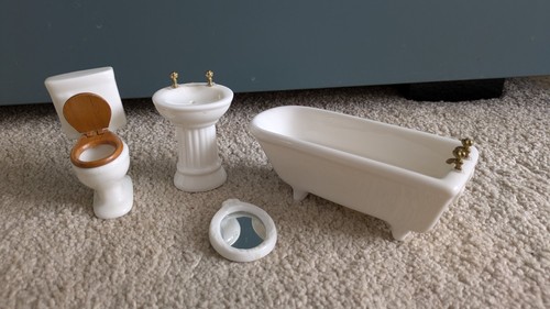 White four piece bathroom - white,