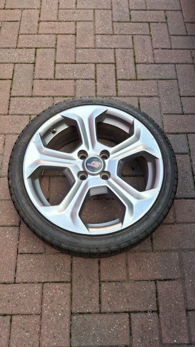 Ford fiesta mk7 - st,