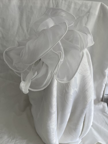 Beautiful white organza - beautiful,