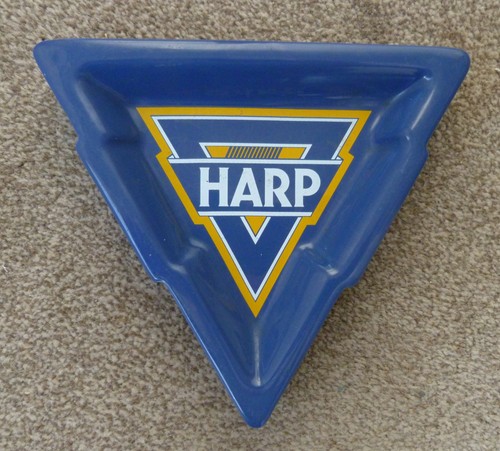 Vintage harp lager - vintage, triangular