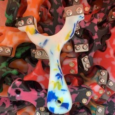 LEIGHTONS CATTYS Slight