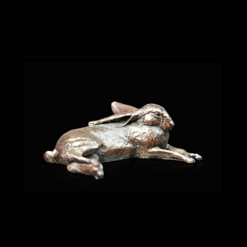 Small hare lying bronze - small,
