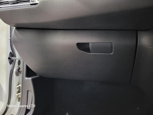 Peugeot 308 mk2 - box, 2013