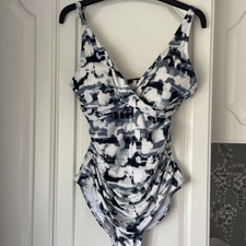 NIP TUCK SWIM COSTUME SZ 12