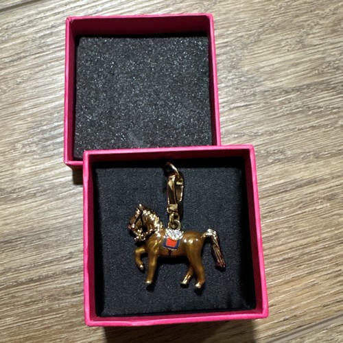 Juicy couture charm - juicy,