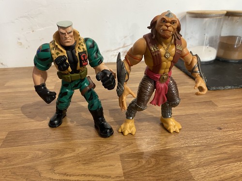 Vintage 1998 small - small, soldiers