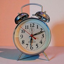 Vintage Lincoln Wind Up Double Bell Alarm Clock Silver Tone Retro Classic. 