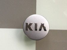 1x EXC UNMARKED KIA SPORTAGE SORENTO SOUL ALLOY WHEEL CENTRE CAP 529601Y200