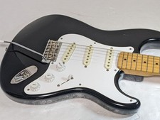 Squier By Fender Stratocaster
