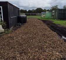 Natural Wood Chippings / Woodchip / Mulch / Soil Cover FREE DELIVERY!
