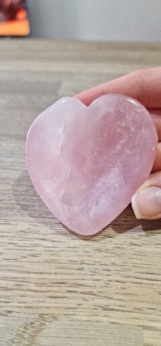 130g rose quartz - rose, crystal