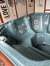Canadian Spa Hot Tub sits 6-8 people