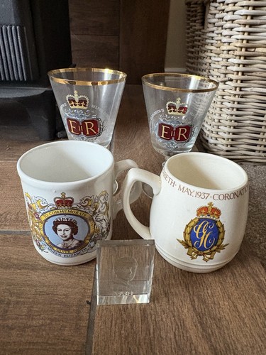 Vintage royal family - royal,