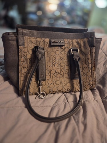 Calvin klein monogram - calvin,