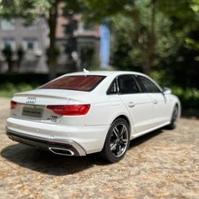1:32 2024 AUDI A4 Alloy Car